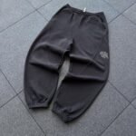 Mertra Sweatpants Black