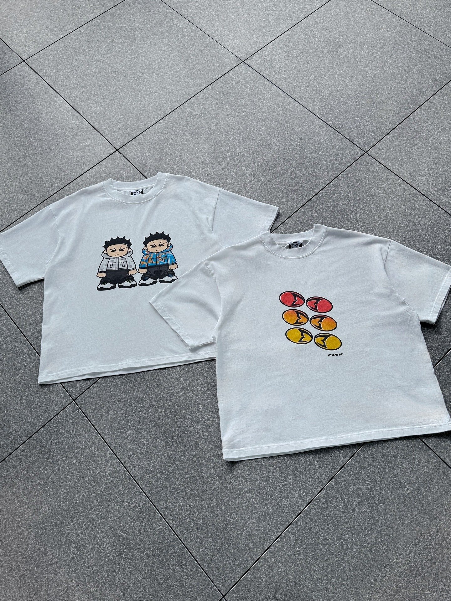 509671458_18038900696641675_7887247681499105151_n.jpg MERTRA MASCOT & SIXER TEE SET - Image 1